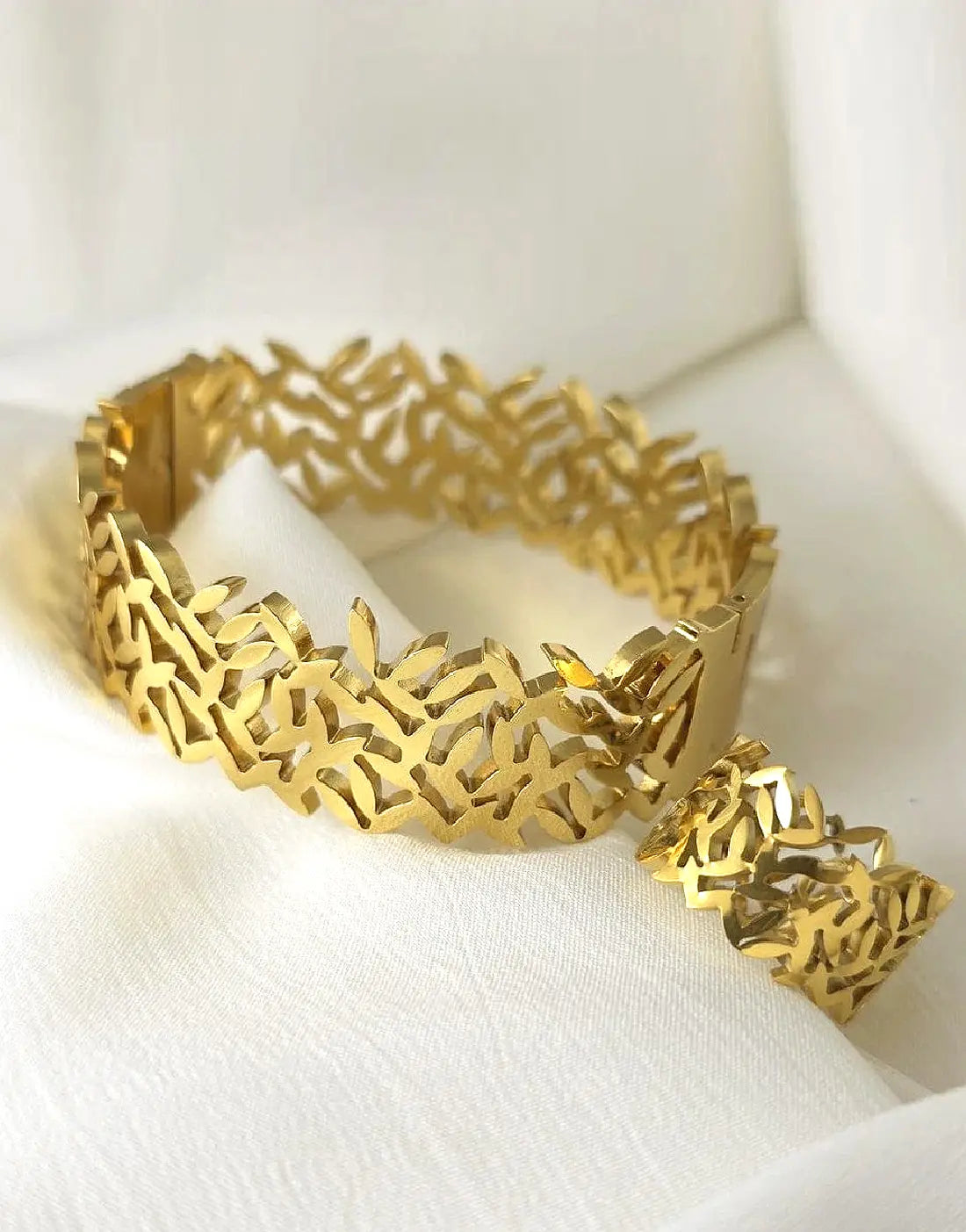 Stylish Stainless Steel Cuff Bangle & Ring Set Gold Plated Design