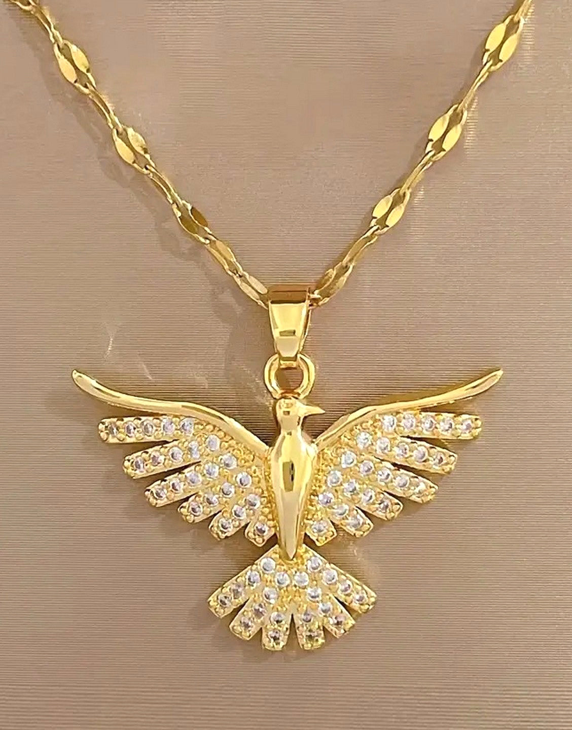 Stylish Golden Eagle Shape Cubic Zirconia Pendant Necklace for Girls